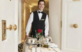 Room service là gì? Công việc của Room service trong khách sạn