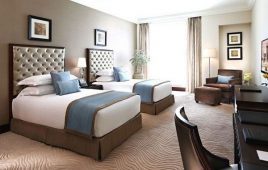 Đặc điểm và công dụng của khăn trang trí giường khách sạn